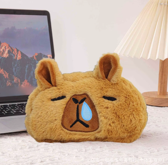 estuche capibara