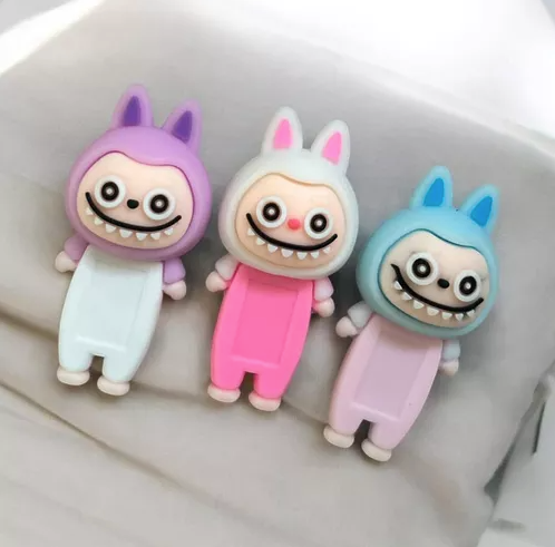 labubu mini figuras para celular