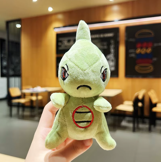 llavero larvitar 16cm