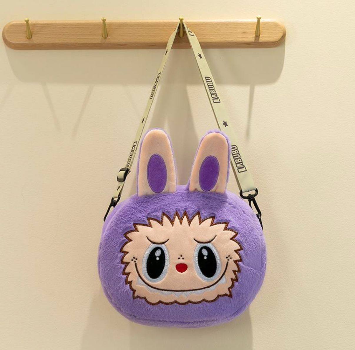 cartera labubu